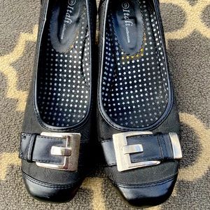 Itali collection black heels